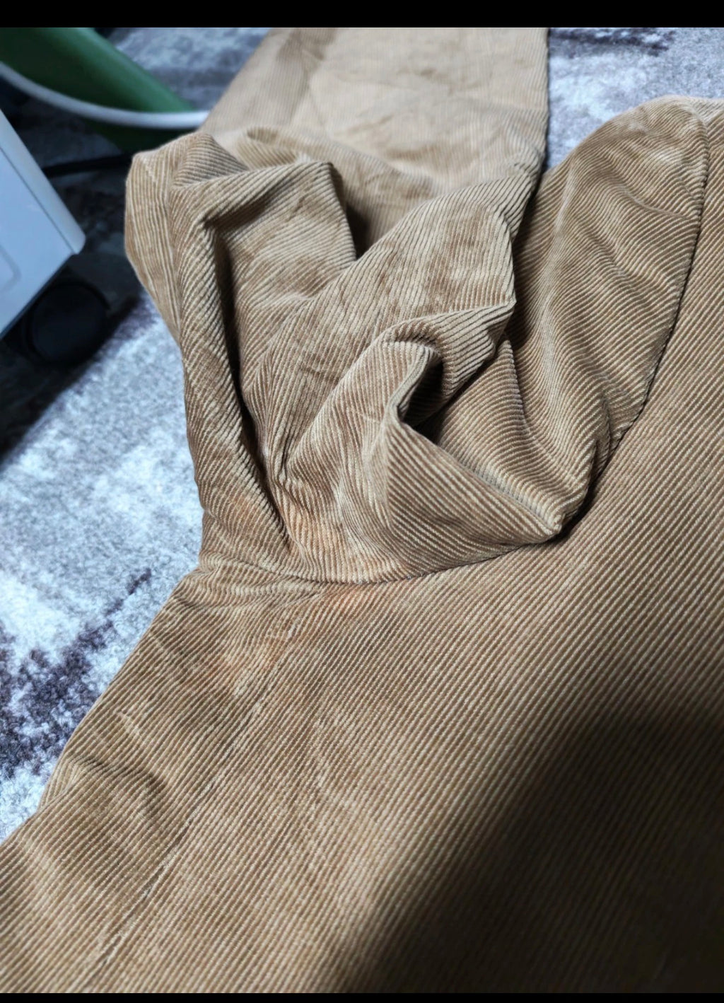 Classic Hugo Boss 100% cotton Corduroy brown 3 button suit 42L