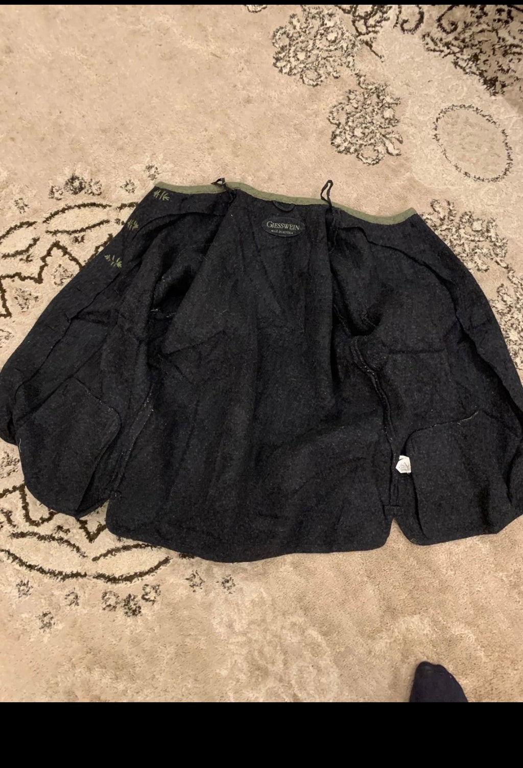 Vintage Giesswein Tiroler Pure woollen wool charcoal jacket sweater 44 L 14