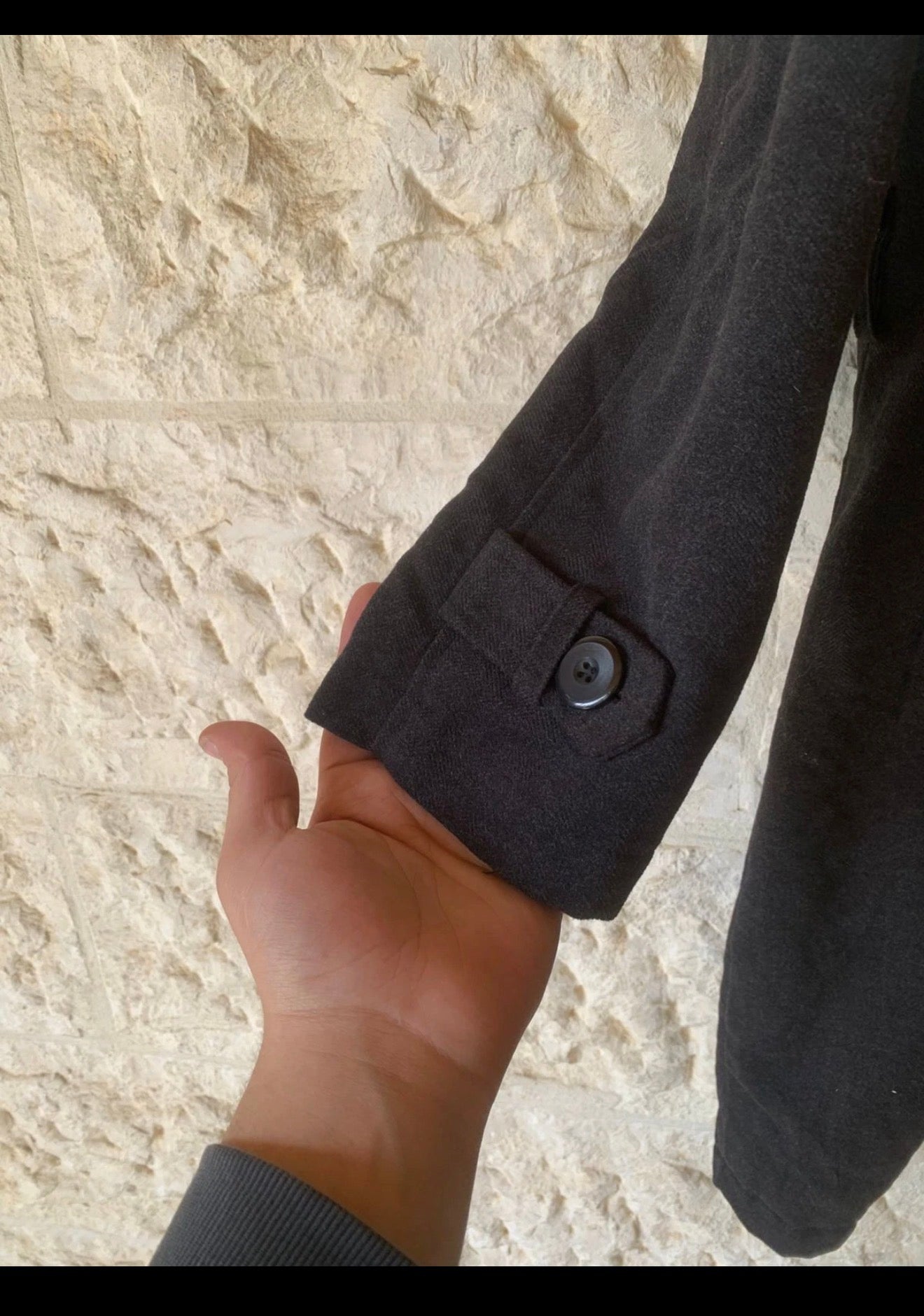 Classic style Giomani wool blend double breasted Charcoal over coat 38R 38S
