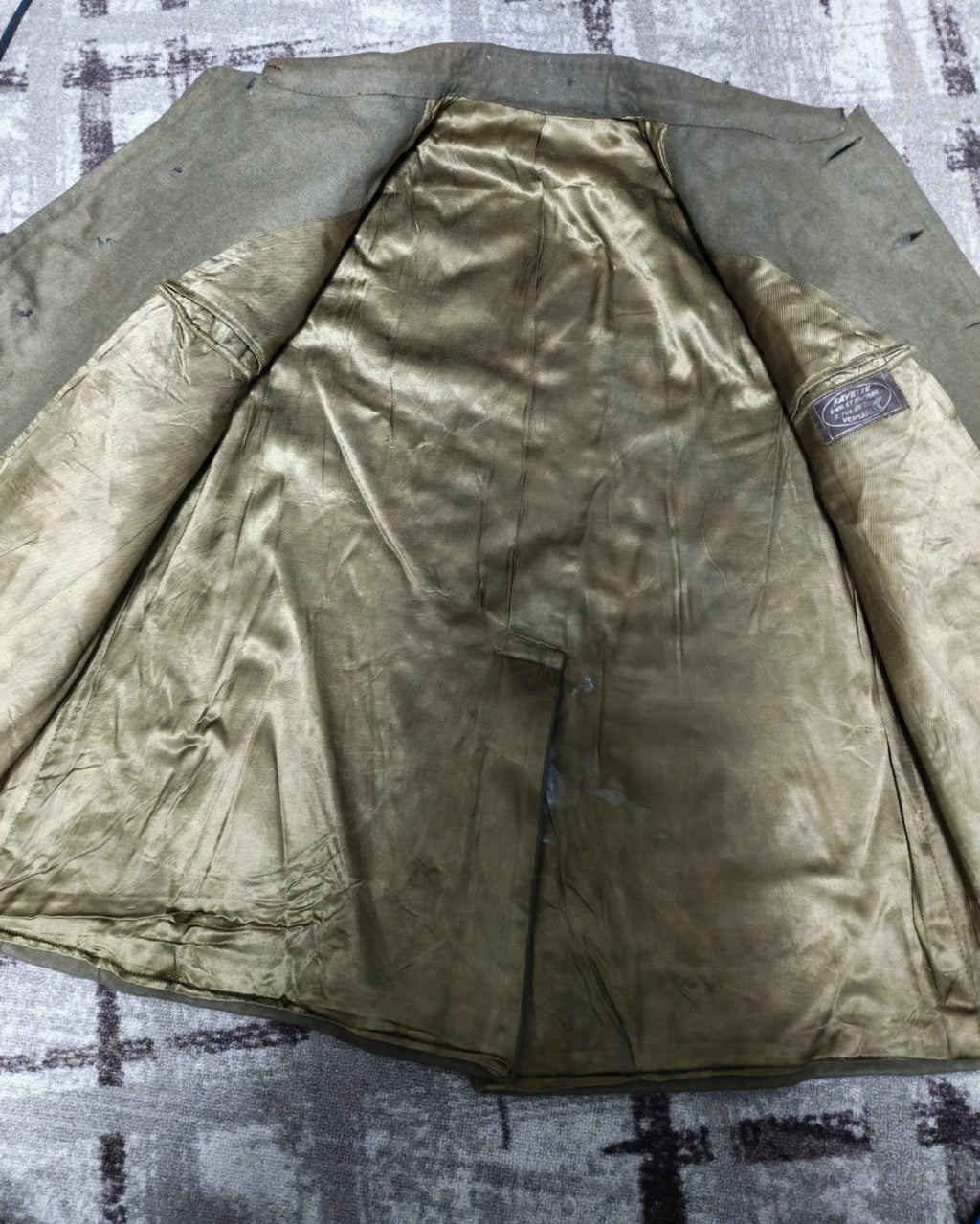 1970s Vintage pure wool gold button military army raglan jacket coat 46R 46S XL