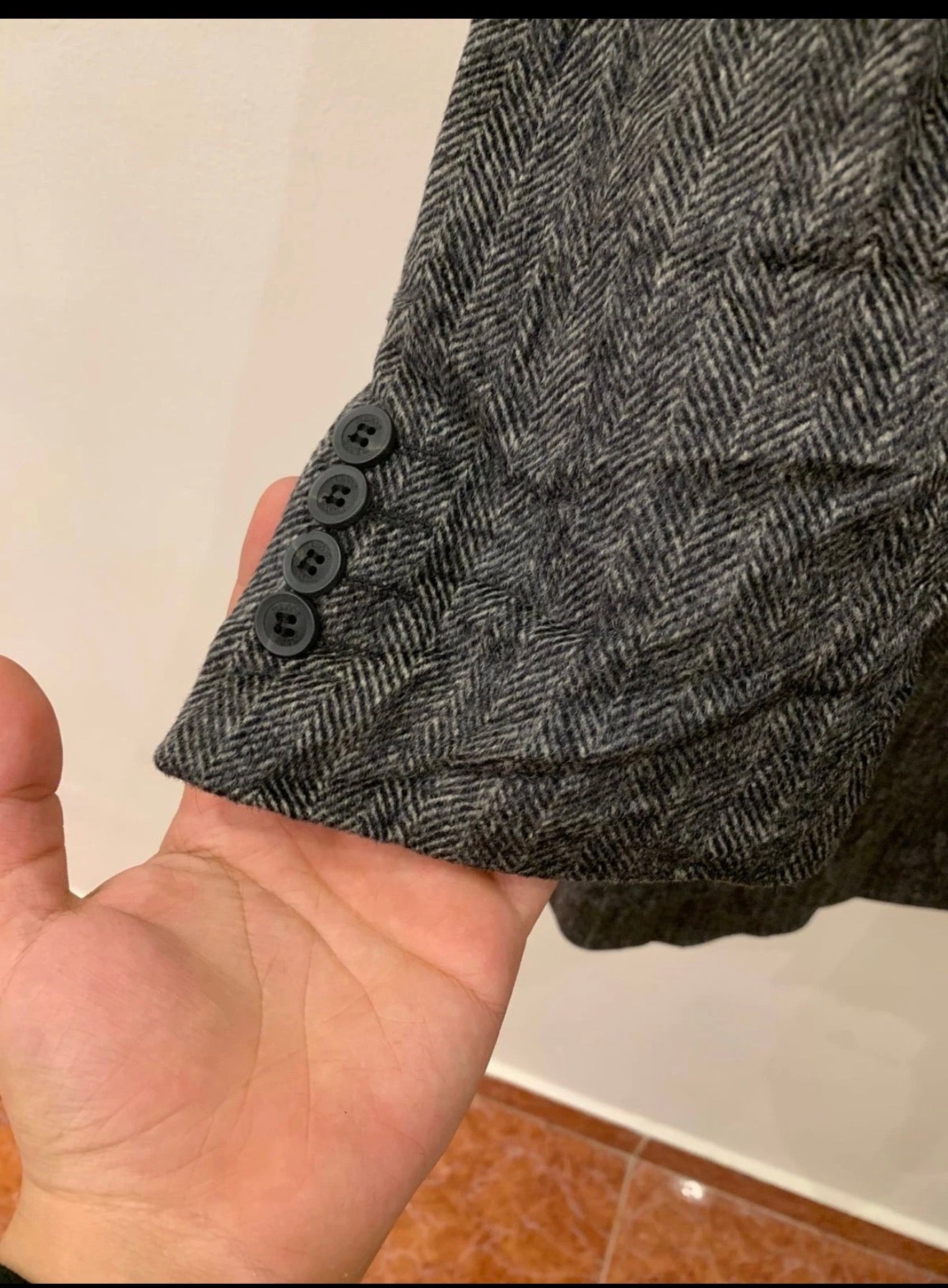 Classic style Basso wool blend peak lapel herringbone charcoal over coat 42R
