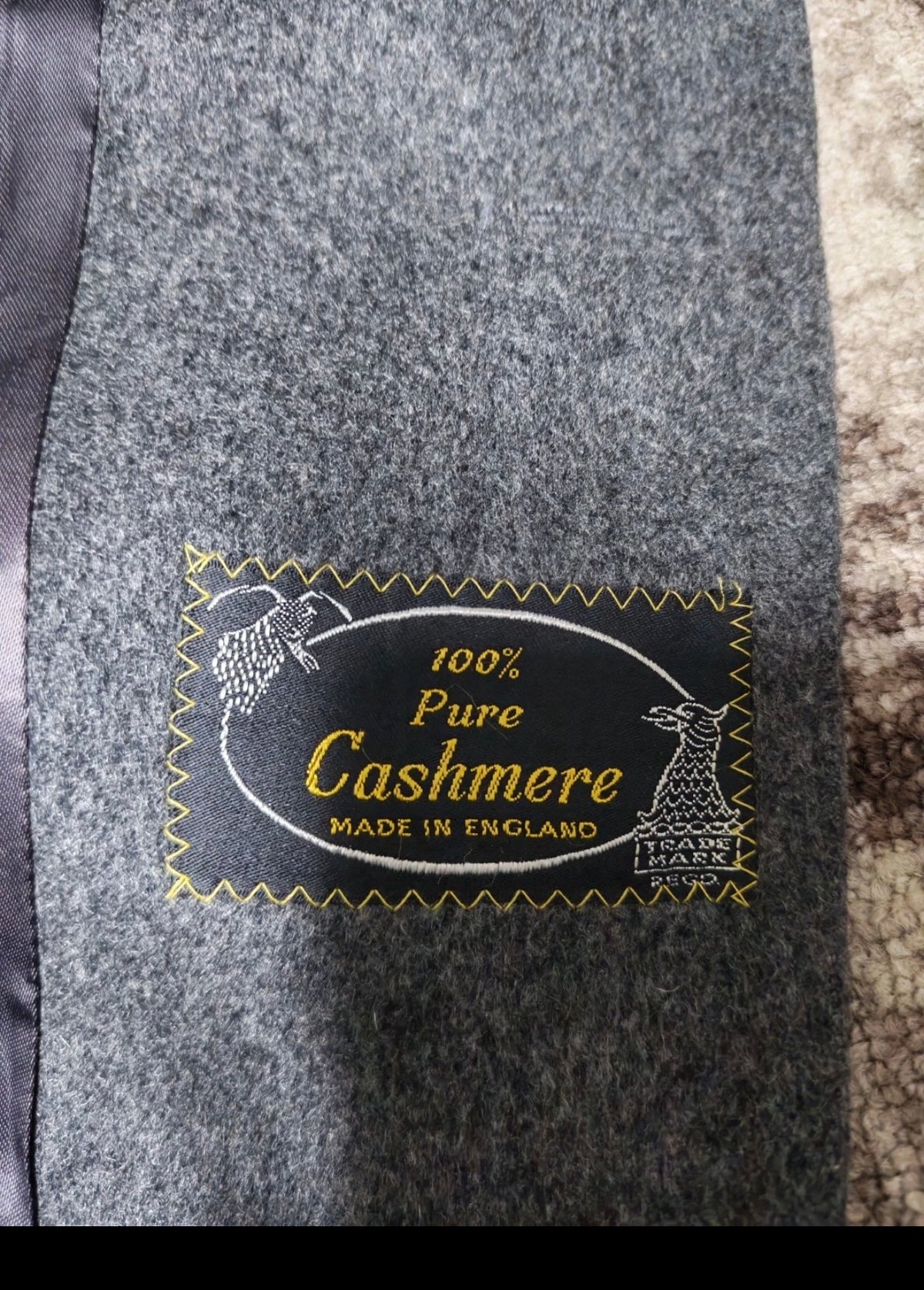 Vintage 100% pure cashmere classic charcoal top over coat 42R