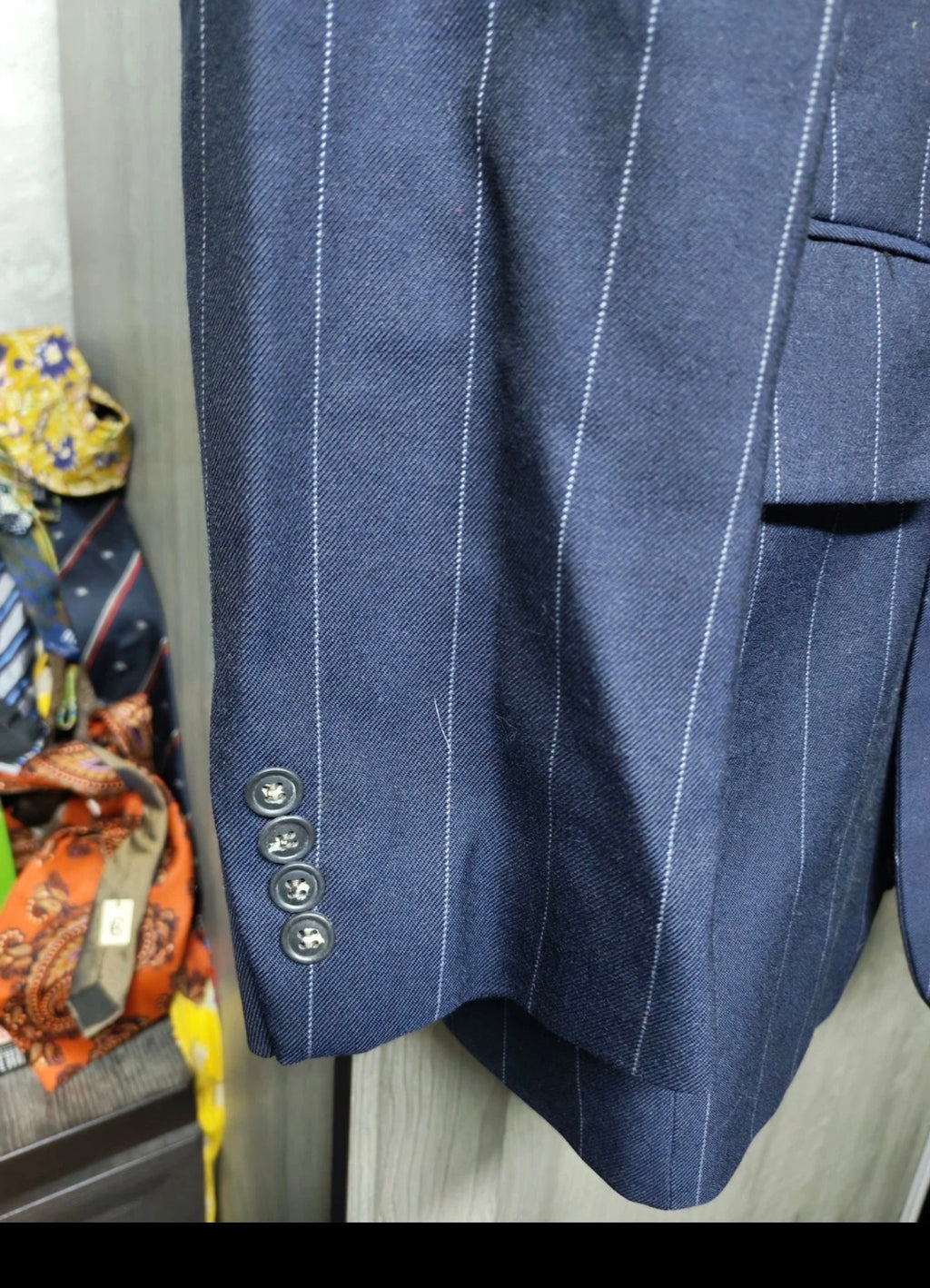 1970s vintage wool classic navy chalk stripes suit jacket blazer 38R