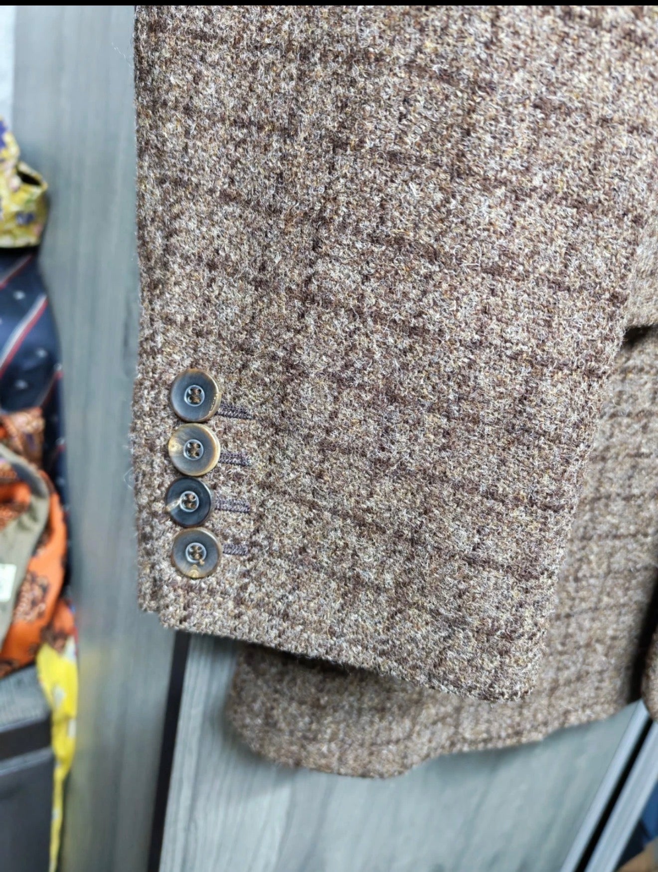 Vintage pure wool handwoven tweed Windowpane plaid brown jacket blazer 42R