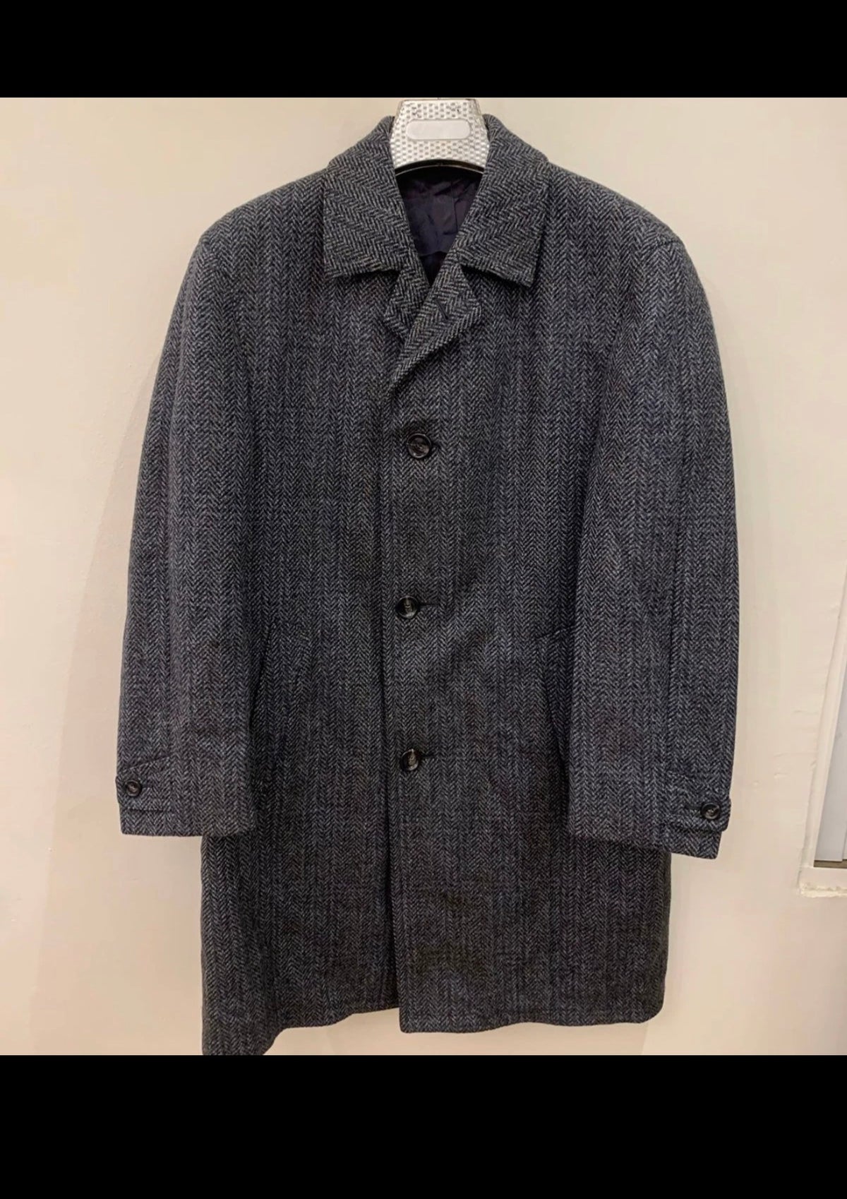 1970s Vintage pure wool handwoven tweed herringbone classic over coat 42R 42S