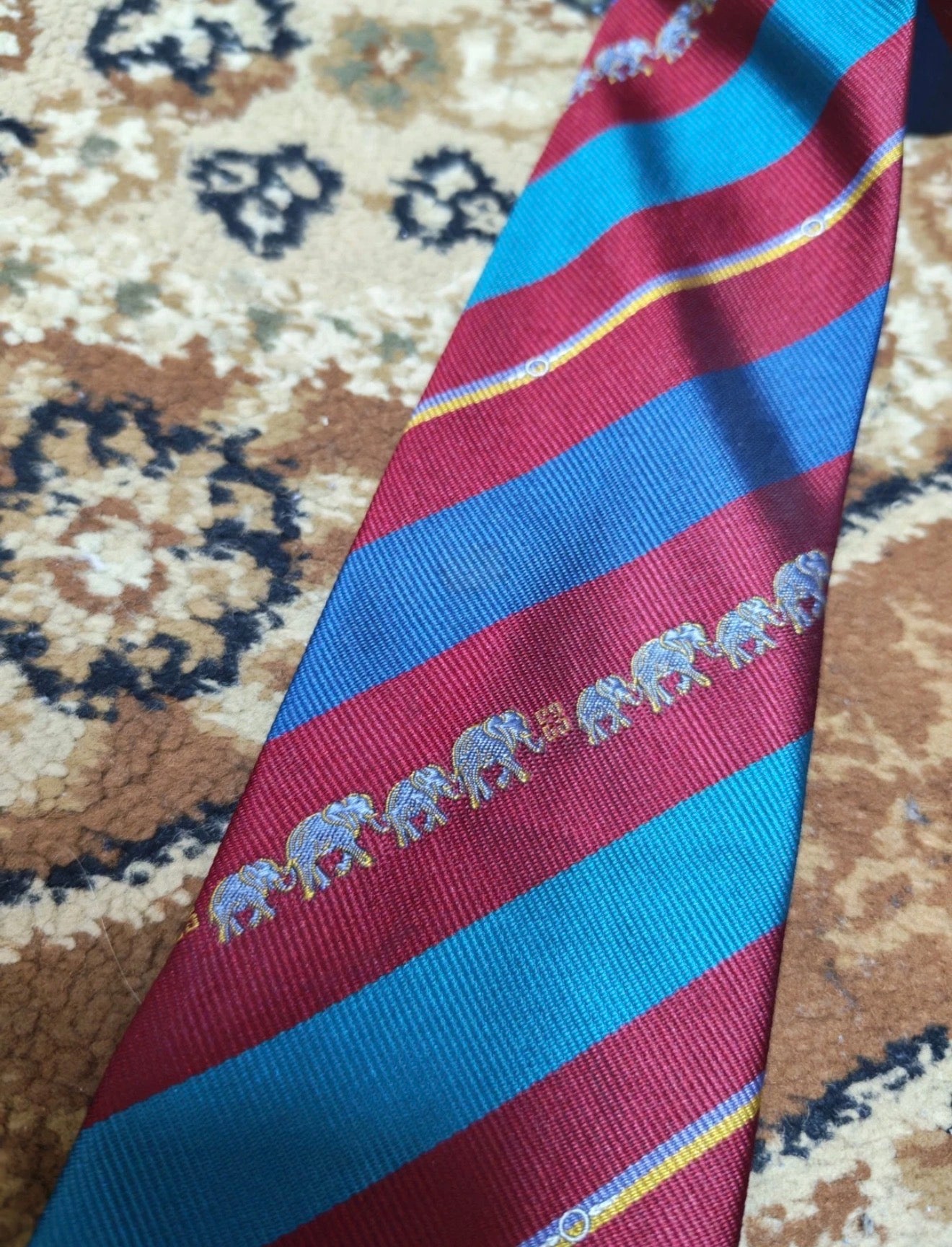 mens vintage Givenchy 100% all silk classic retro luxury striped motif neck tie