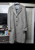 1970s Vintage wool blend classic Windowpane gray suit over coat 42R