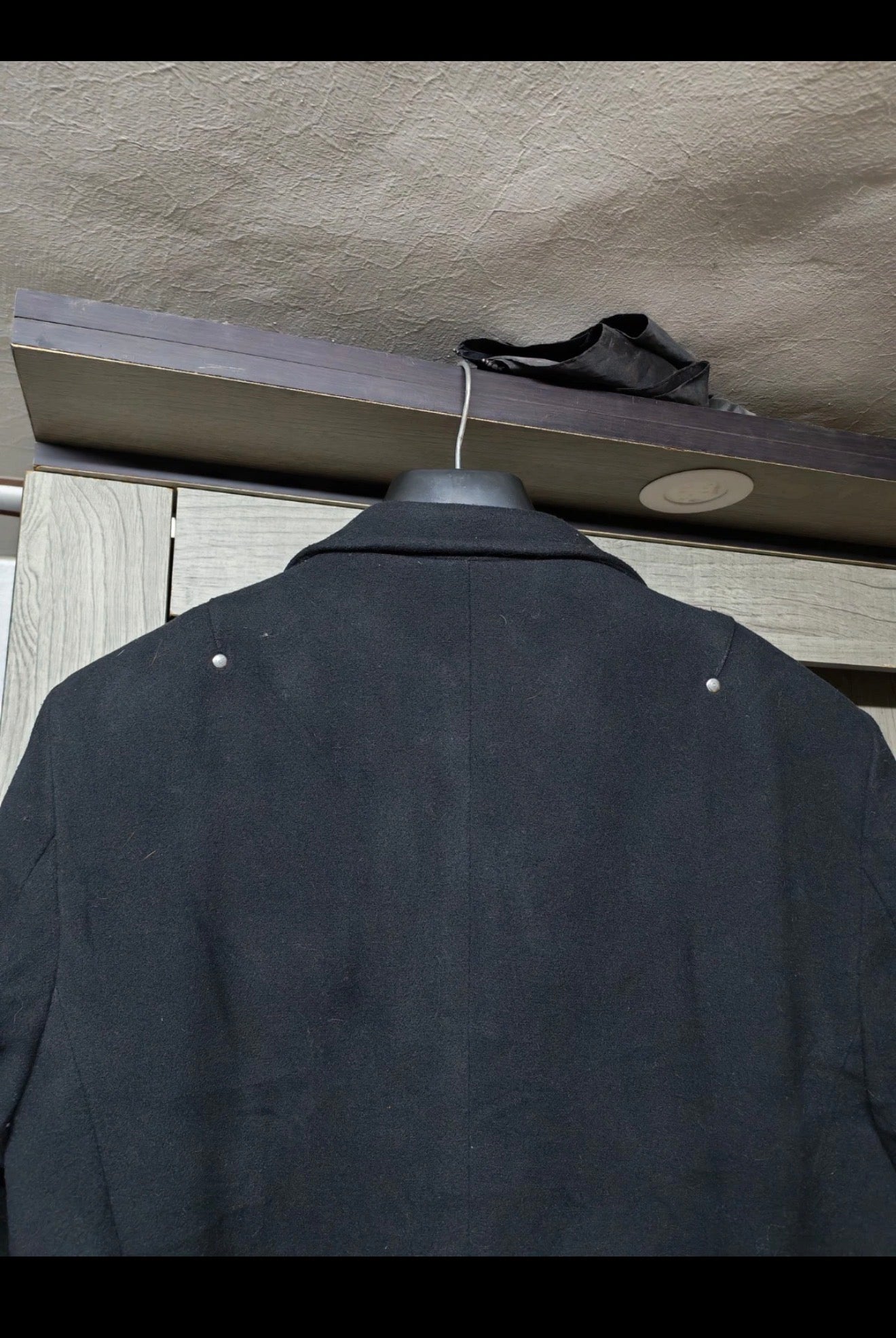 Classic style Spago Uomo wool blend belted black over coat 38R 38L