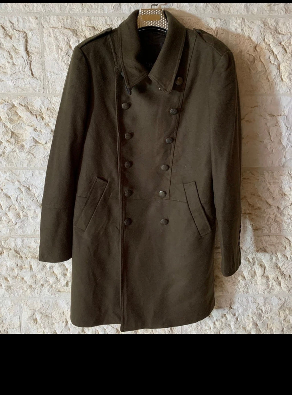 Classic military style wool blend double breasted green belted over coat 42R 42L