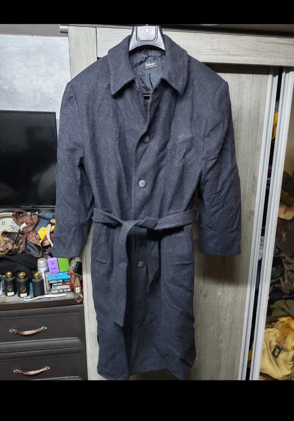 Vintage wool blended classic charcoal belted over coat 44R 44S