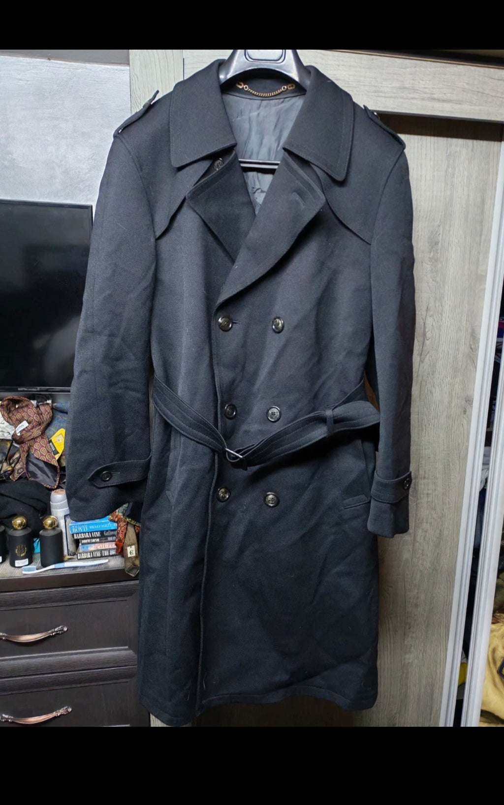 1970s Vintage wool blended classic belted black double breasted over coat 42R