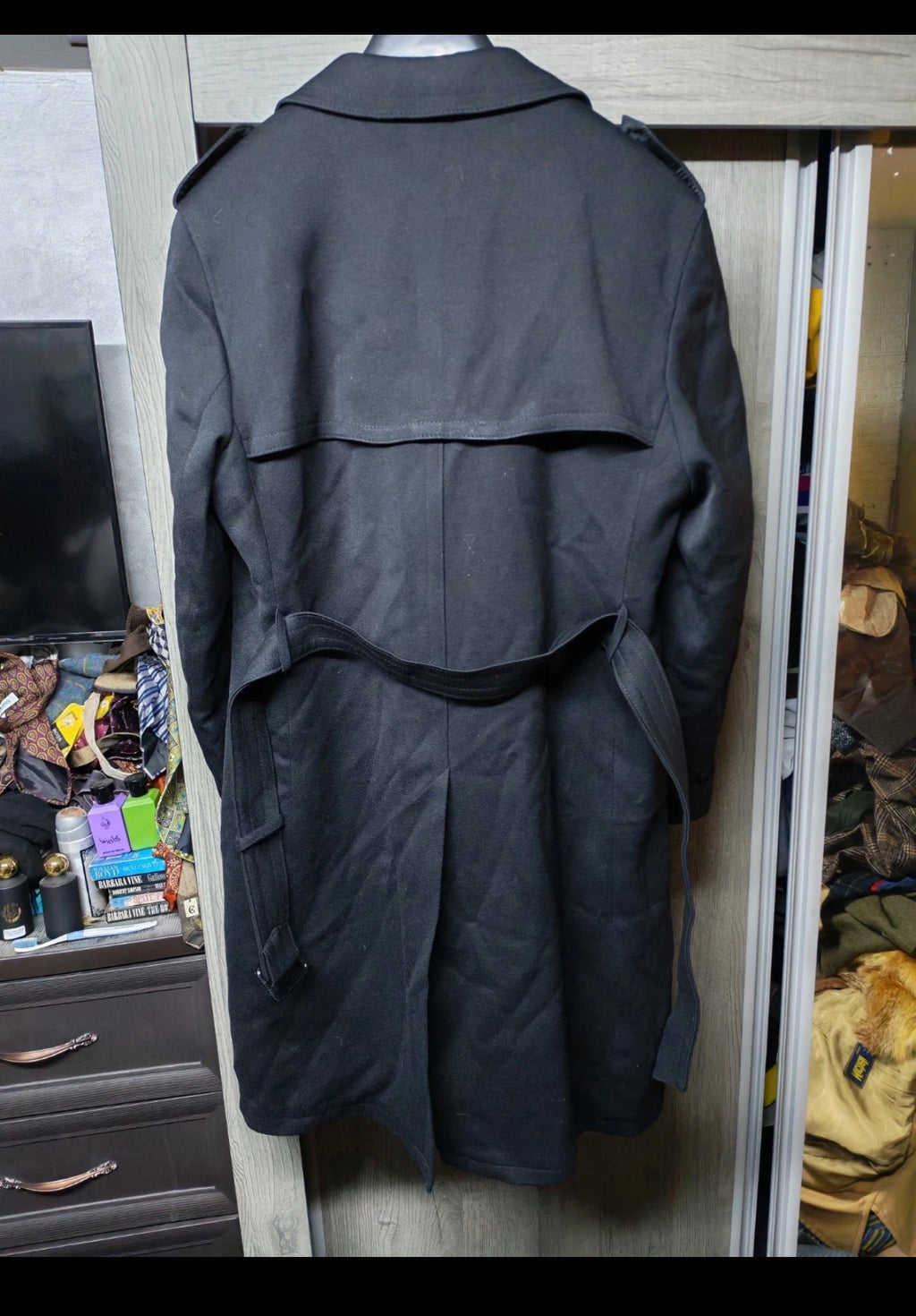 1970s Vintage wool blended classic belted black double breasted over coat 42R