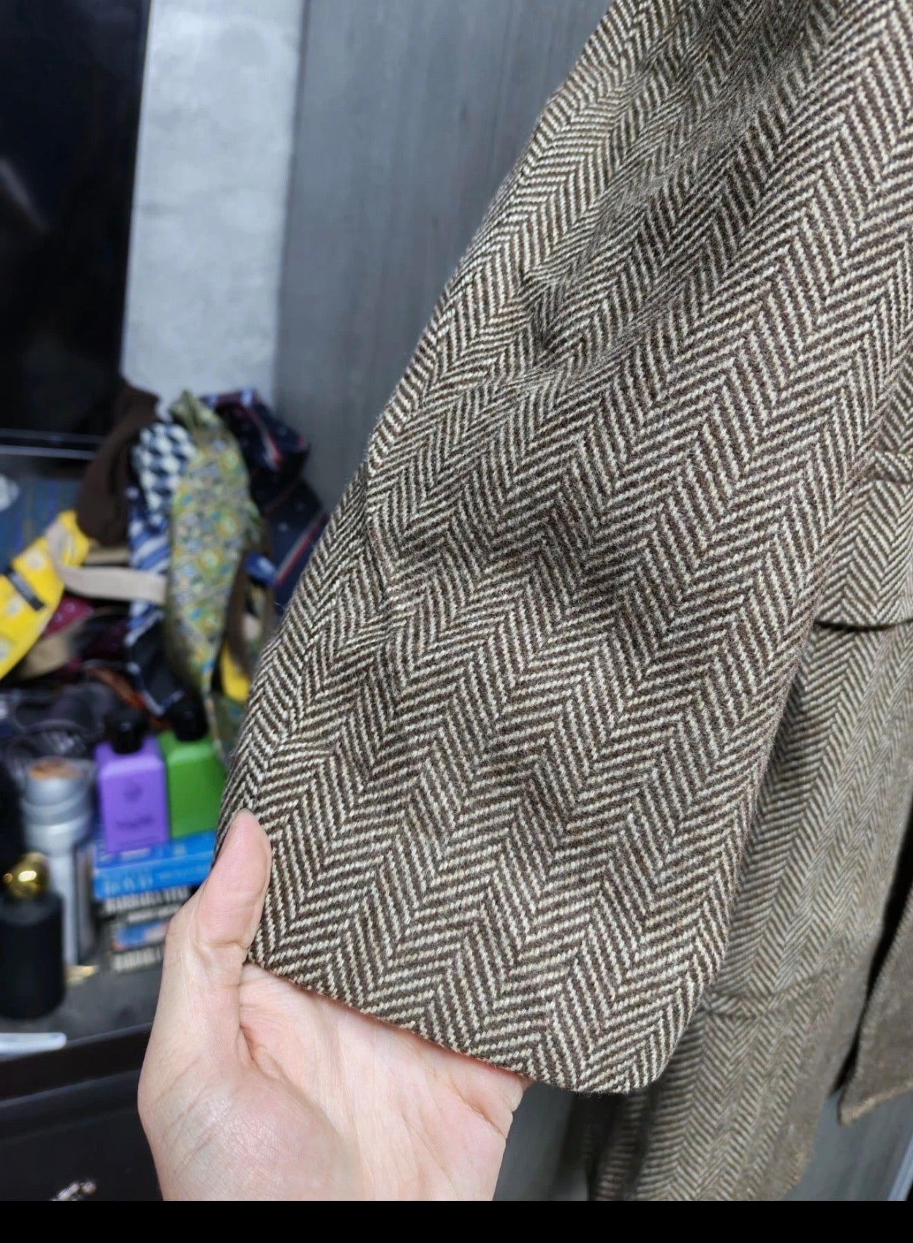 Vintage Borrini wool cashmere herringbone classic brown over coat 40R