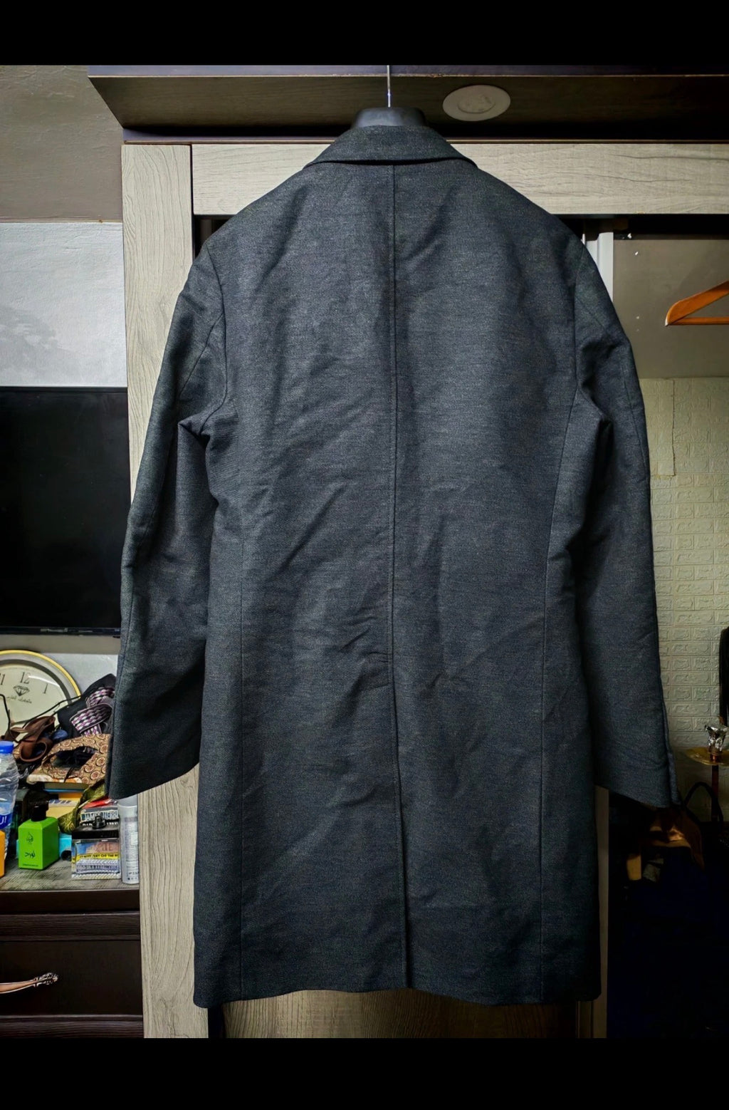 Facis Cotton blend gabardine peak lapel classic charcoal over coat 38R 38L