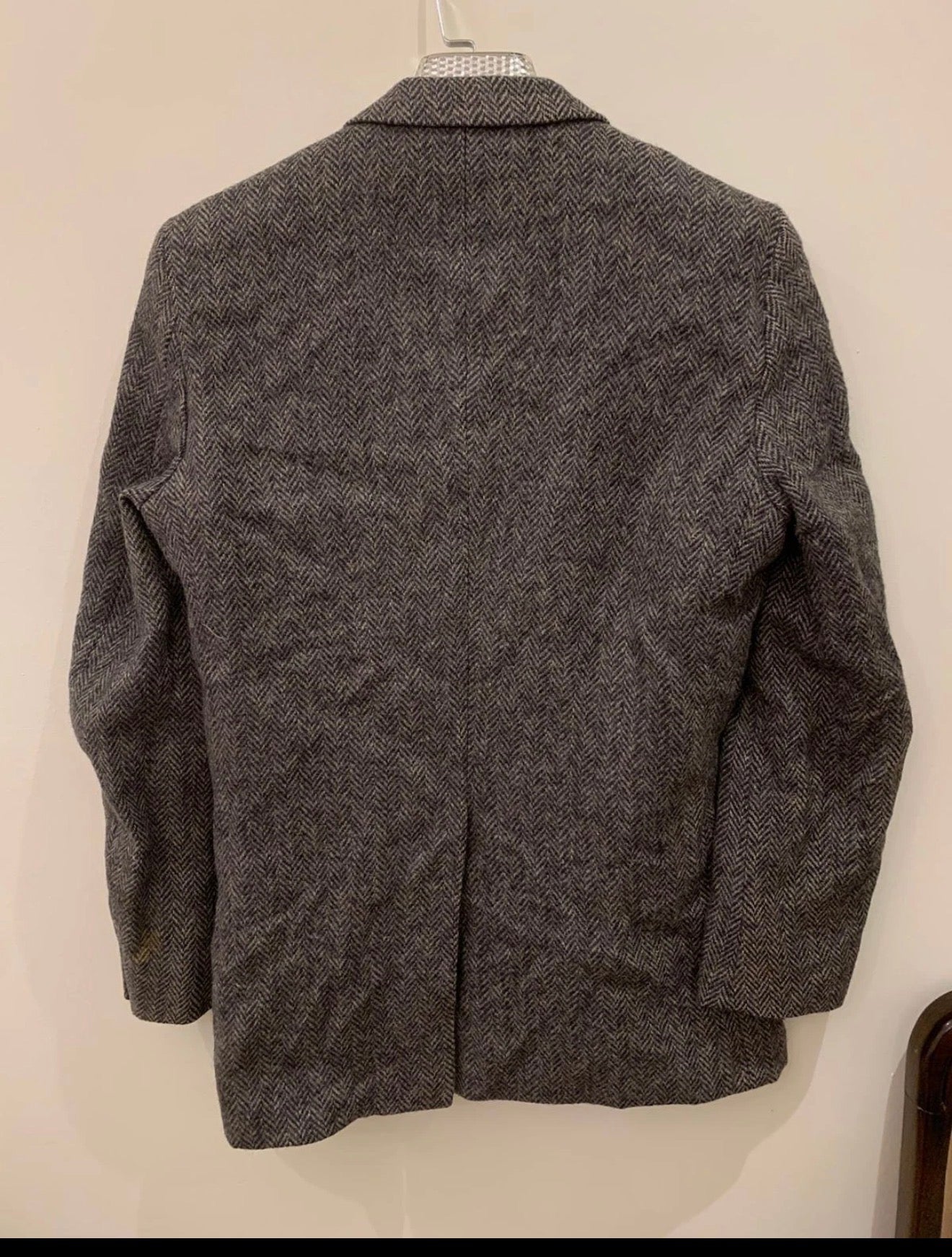 Vintage pure wool handwoven Tweed herringbone charcoal hunting jacket blazer 36R