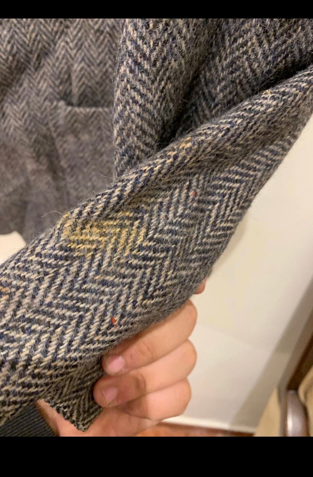 Vintage pure wool handwoven Tweed herringbone charcoal hunting jacket blazer 36R