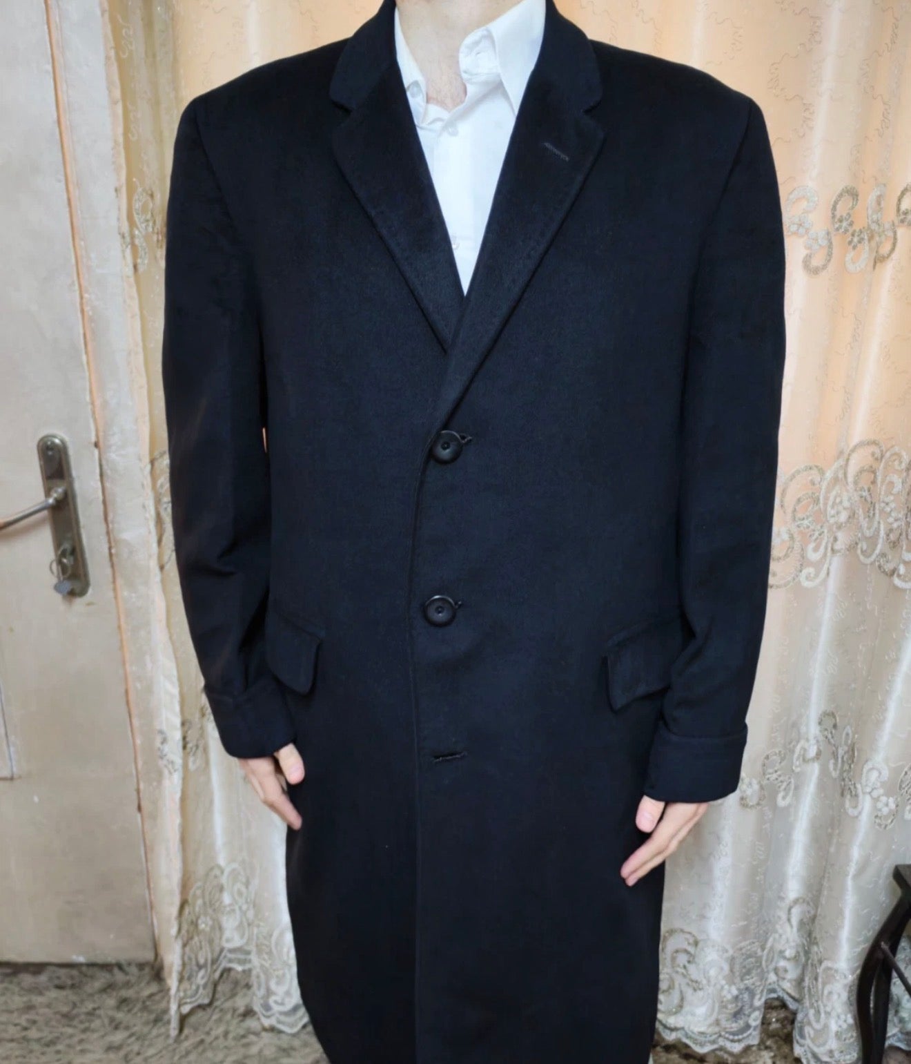 1950s Vintage 100% pure cashmere USA union made classic black suit over coat 44R