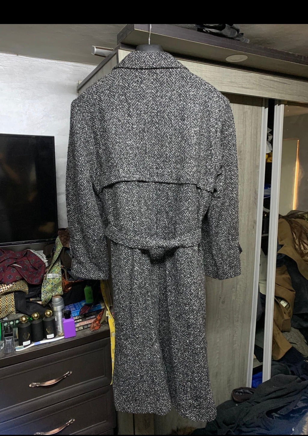 Vintage Club international wool blend classic belted herringbone over coat 46R