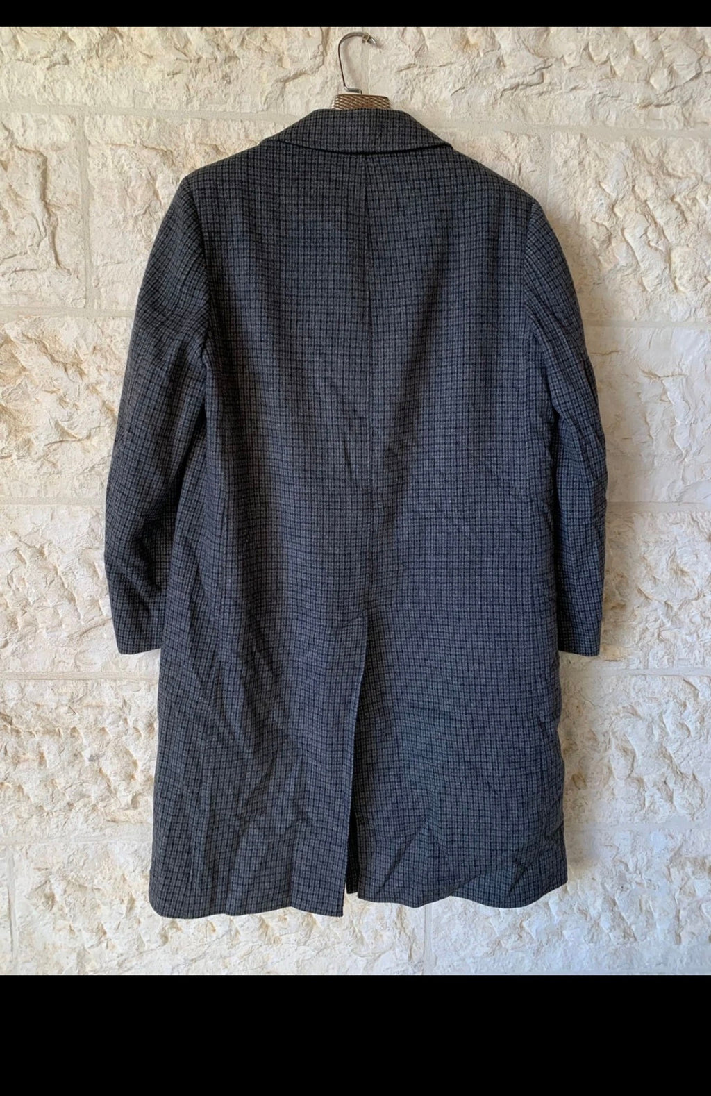 1970s vintage pure wool houndstooth plaid classic charcoal over coat 40R