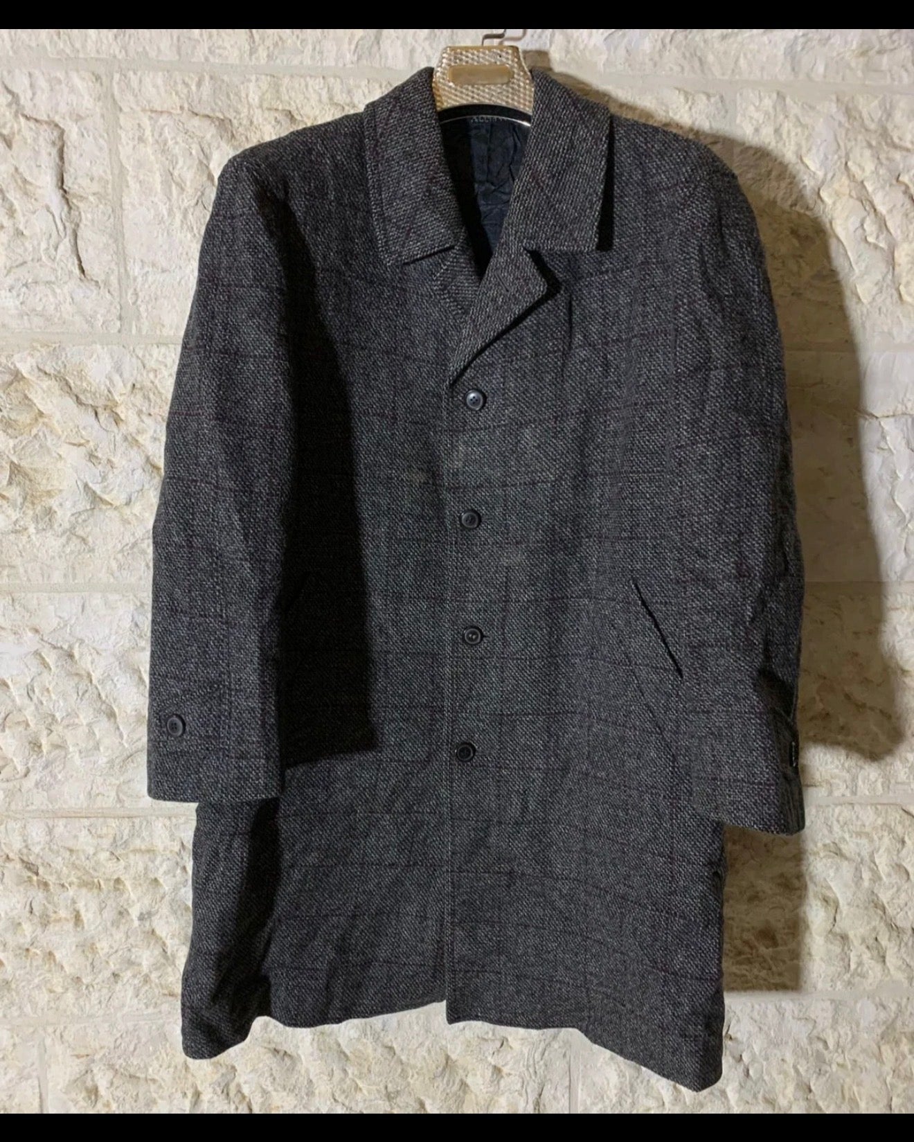 1970s Vintage pure wool Tweed Windowpane classic charcoal over coat 44R 44S