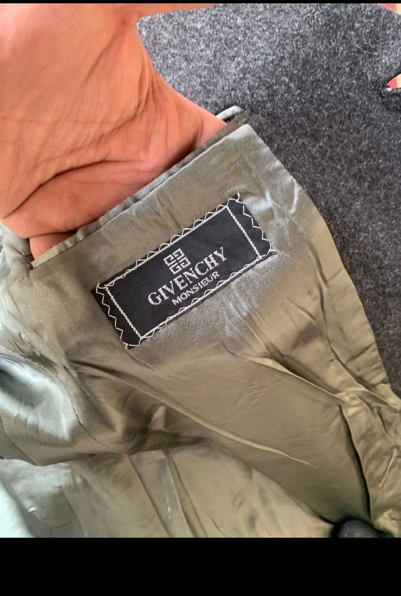Vintage Givenchy Monsieur pure wool classic charcoal over coat 42R