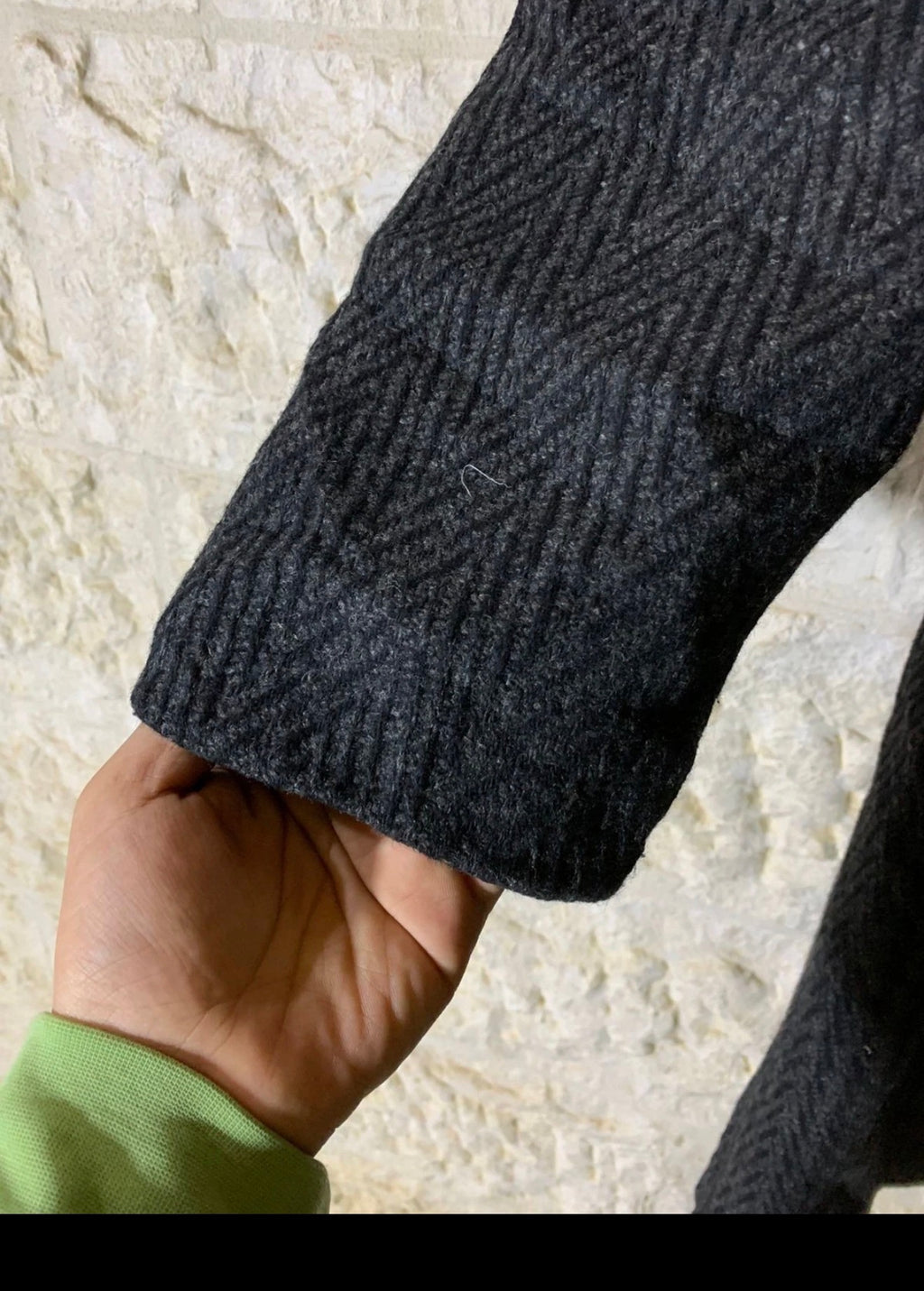 1970s Vintage pure wool handwoven tweed herringbone charcoal over coat 46R 46L