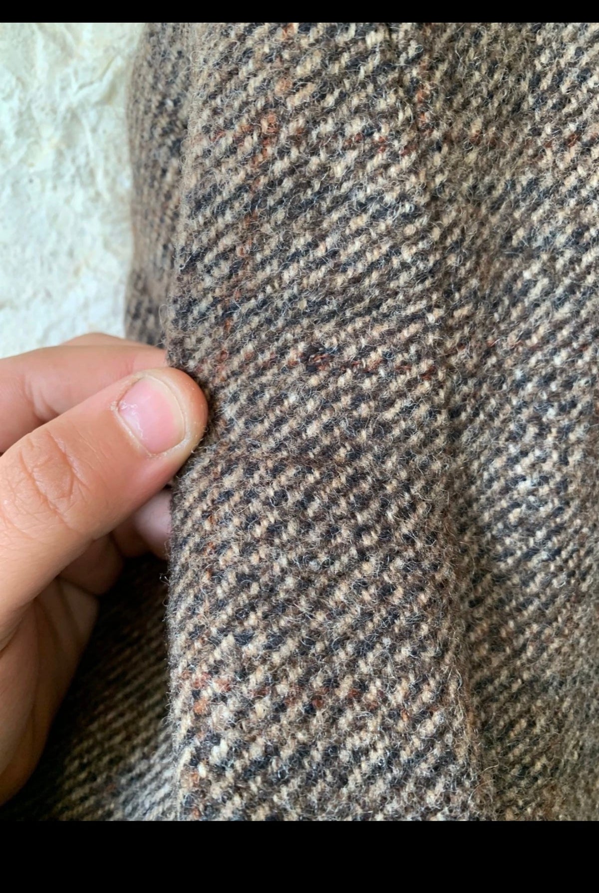 1970s Vintage pure wool handwoven Tweed glen check classic brown over coat 44R