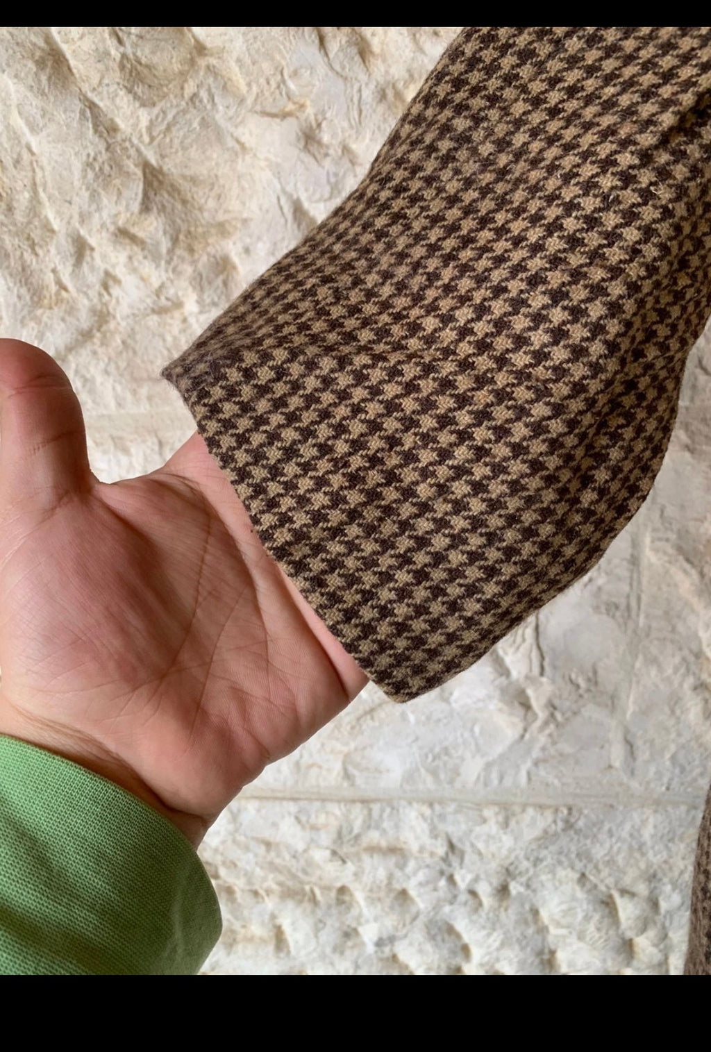 1970s vintage pure wool handwoven tweed houndstooth brown classic over coat 38S