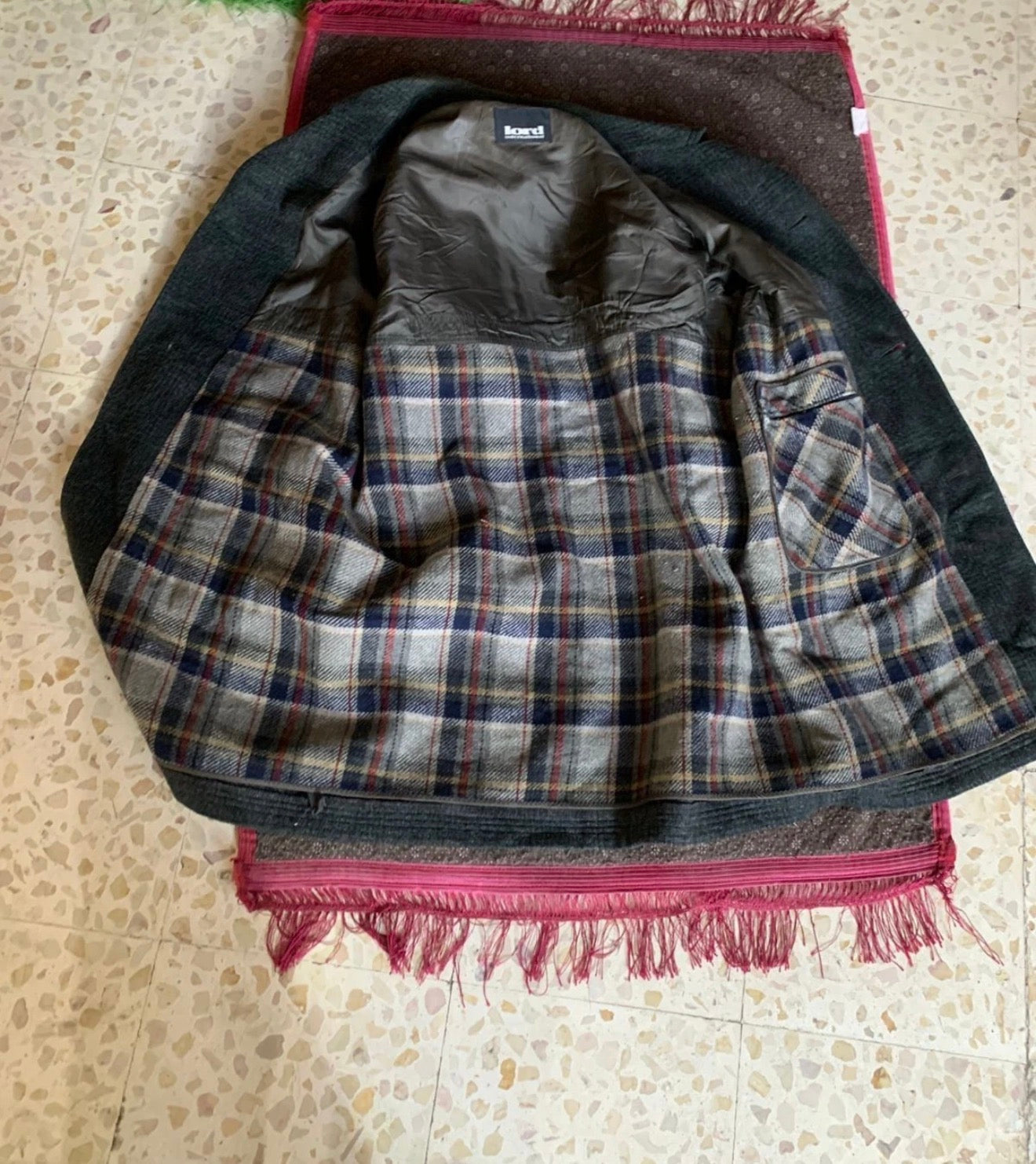 1970s Vintage Lord woollen wool classic glen check green over coat 44R 46R
