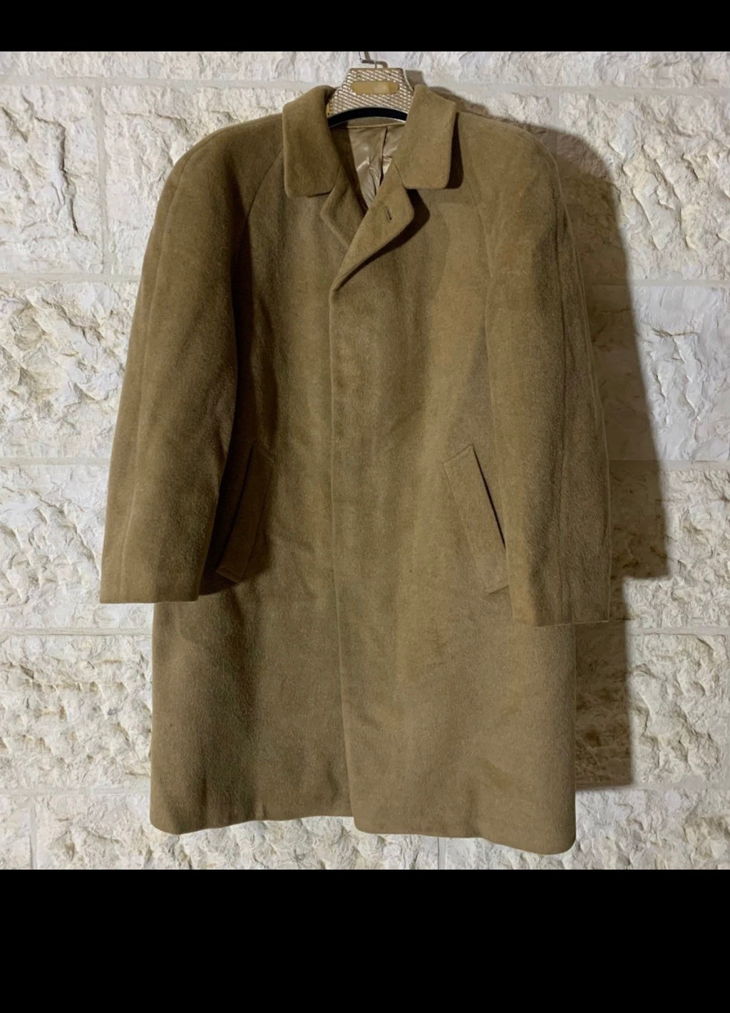 1970s vintage pure wool & camel hair classic beige raglan over coat 44R 44S