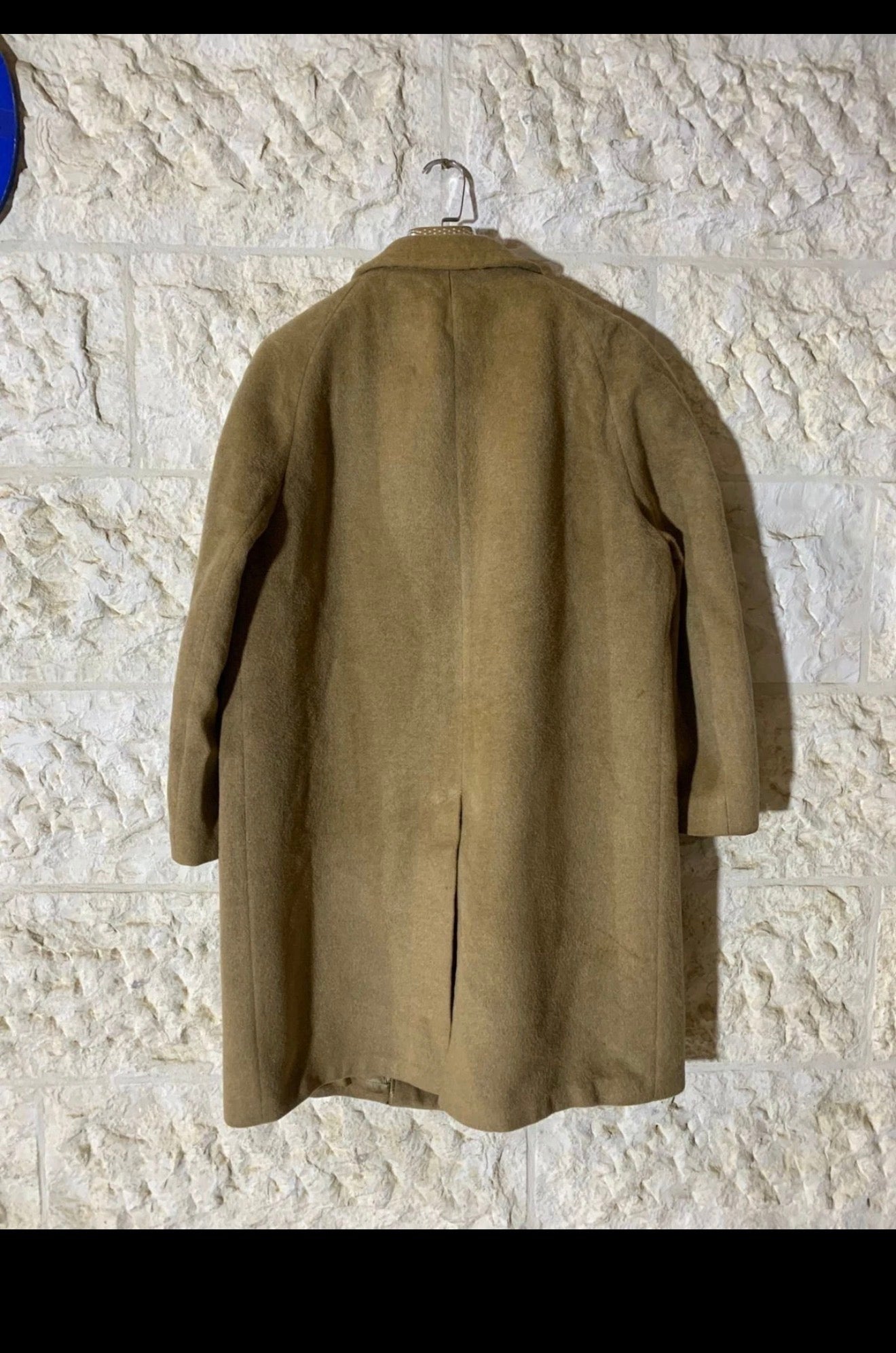 1970s vintage pure wool & camel hair classic beige raglan over coat 44R 44S