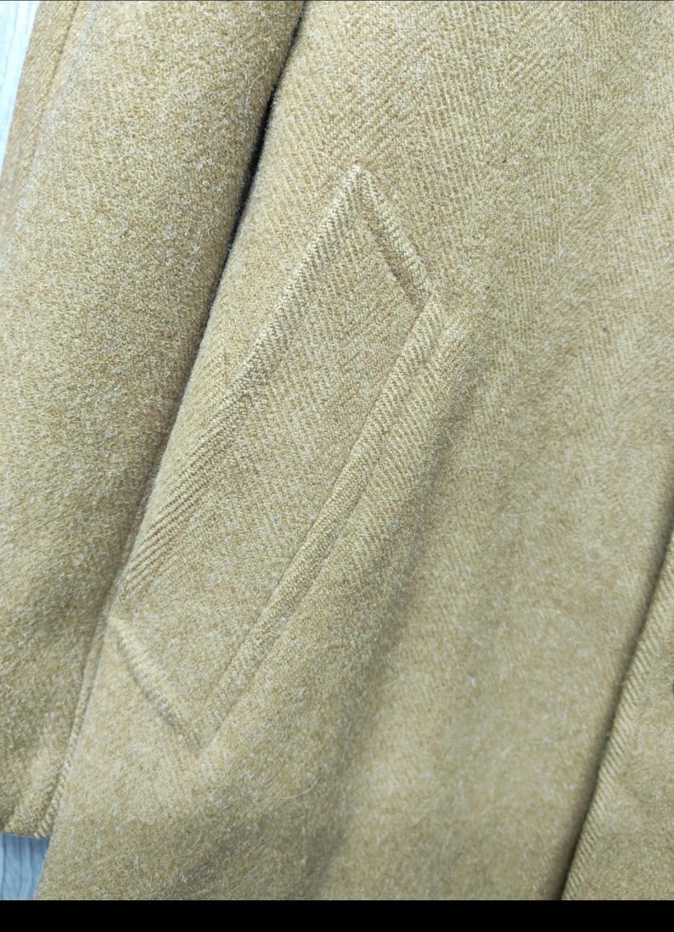1970s Vintage pure wool herringbone classic camel beige over coat 42R
