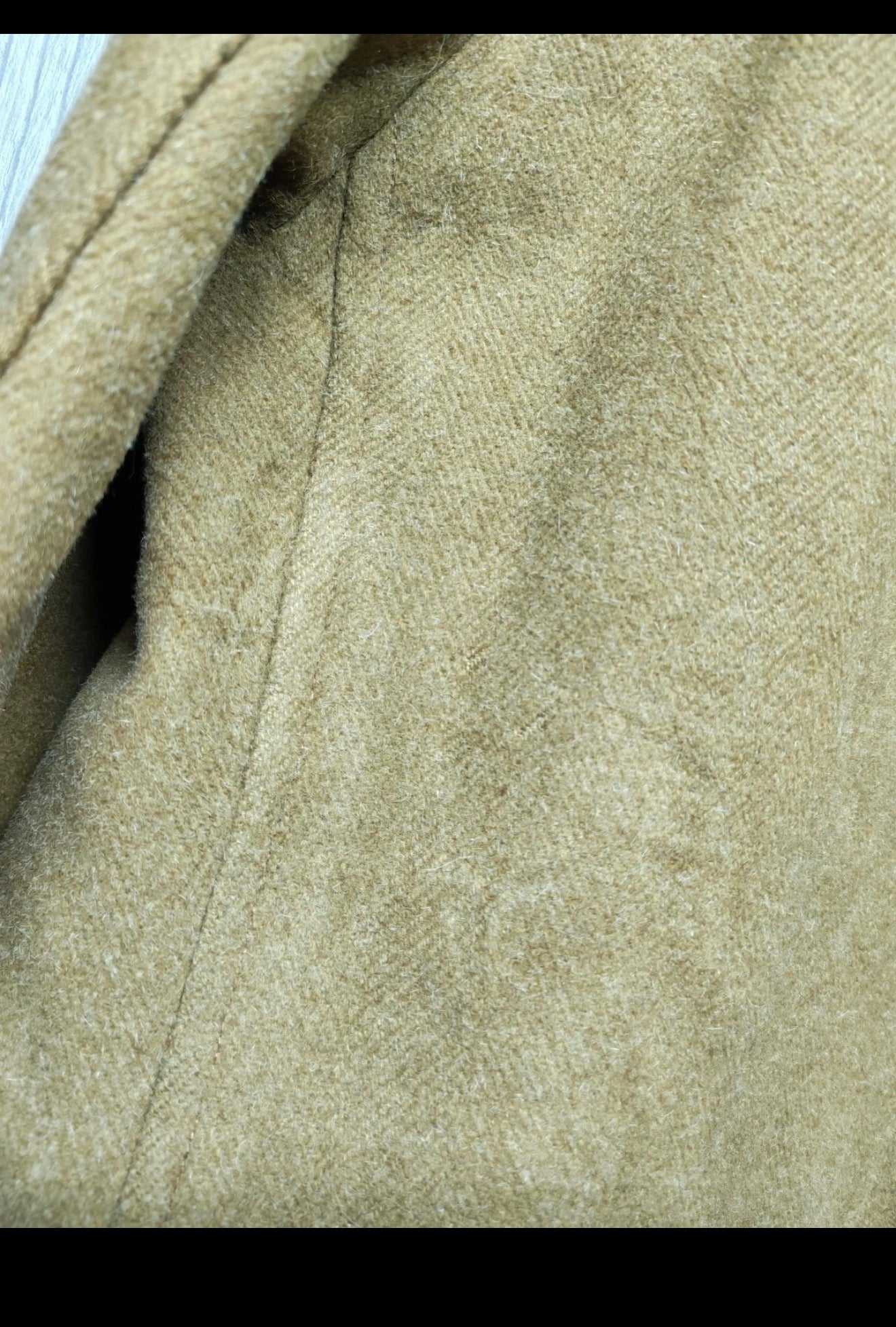 1970s Vintage pure wool herringbone classic camel beige over coat 42R